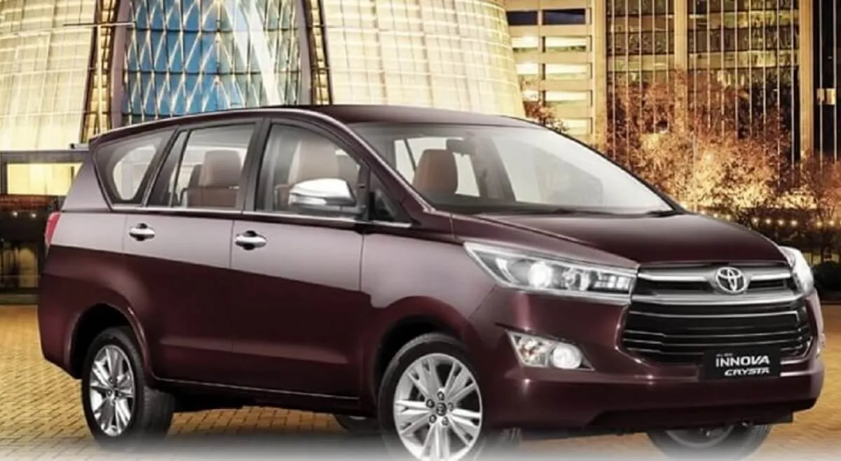 Toyota Innova Petrol