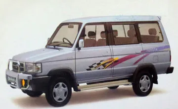 Toyota Qualis Petrol